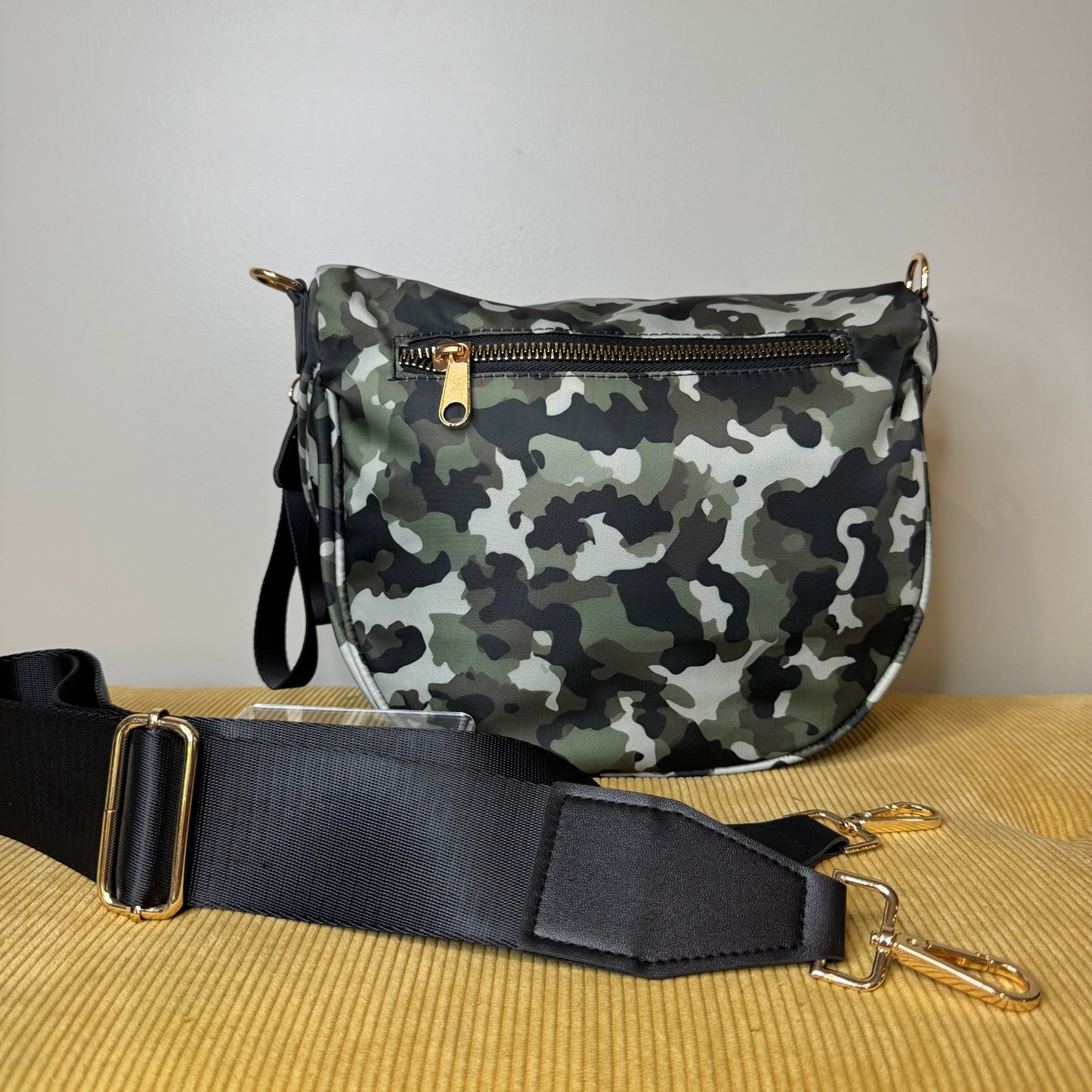Roni - Nylon Crossbody - Green Camo