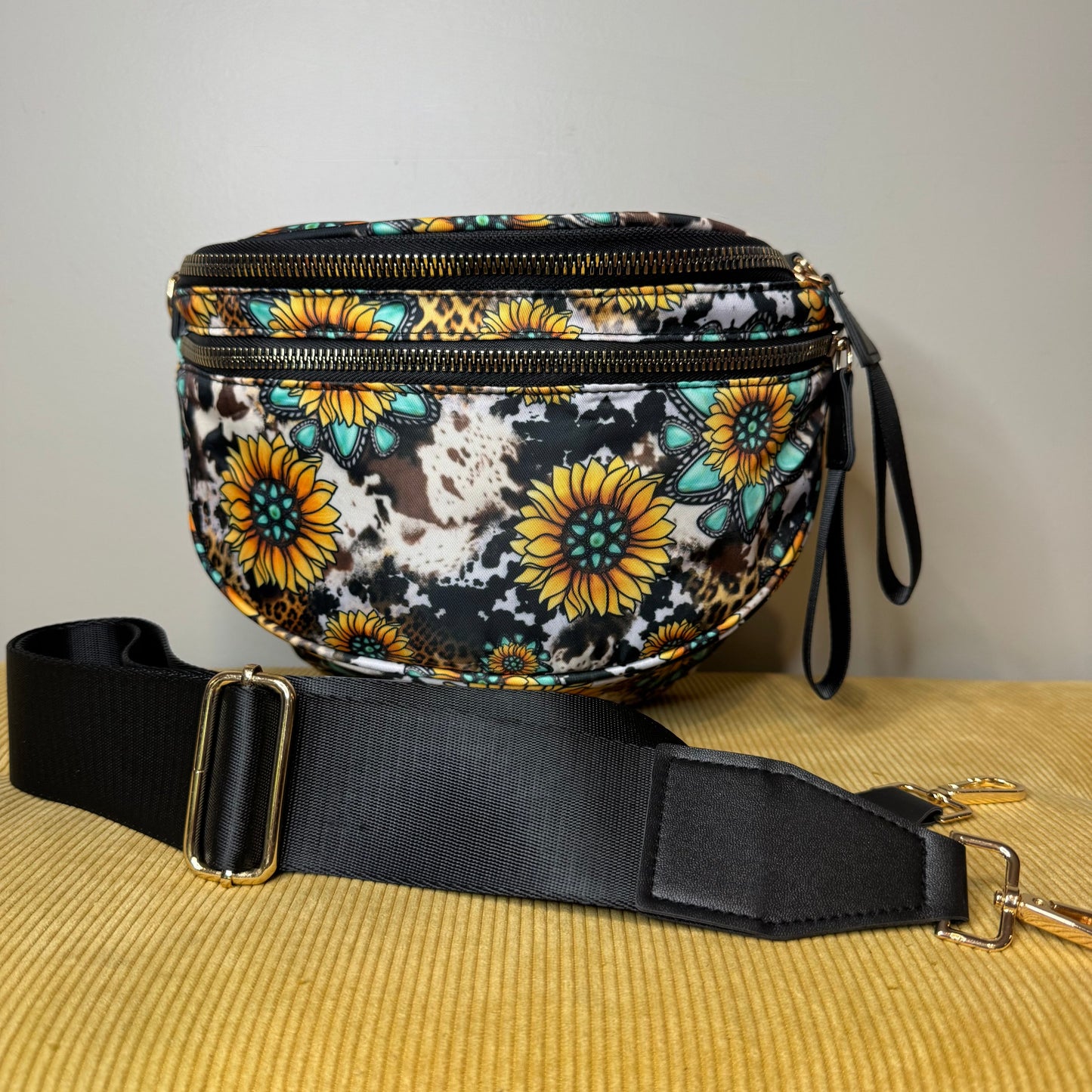 Roni - Nylon Crossbody - Turquoise Sunflower