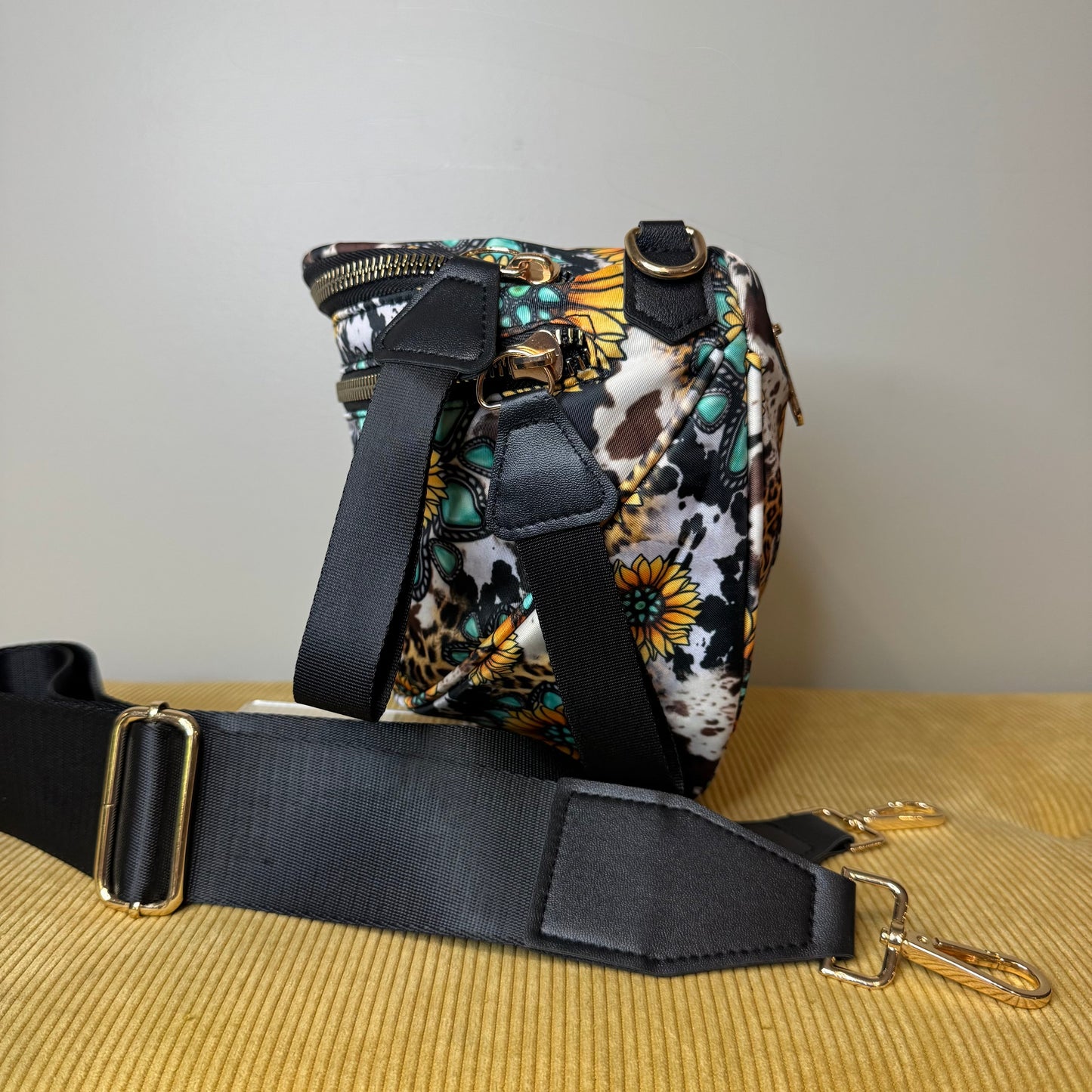Roni - Nylon Crossbody - Turquoise Sunflower