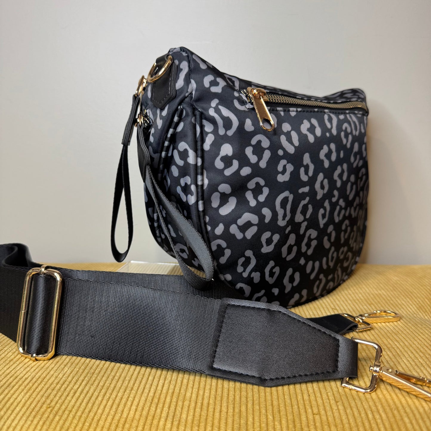 Roni - Nylon Crossbody - Black & Grey Animal